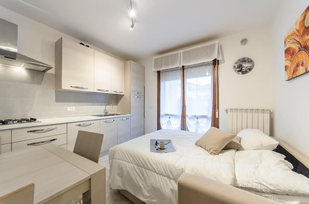Residence Daytona Appartamento Due Camere E Posto Spiaggia Incluso Caorle Chambre photo
